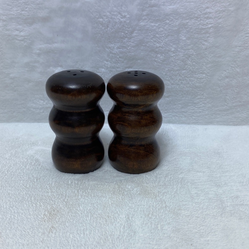 Vintage Wood Salt and Pepper Shakers Hourglass‎ Farmhouse Kitchen Decor